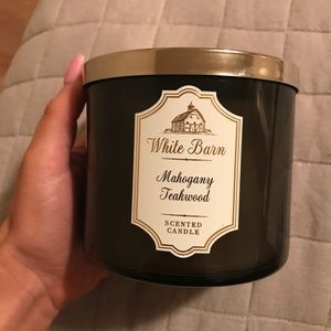 Bath & Bodyworks Mahogany Teakwood Candle